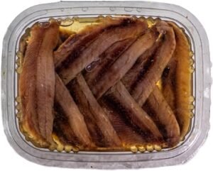 Smoked sardines, refrigerated, 175 g drained.